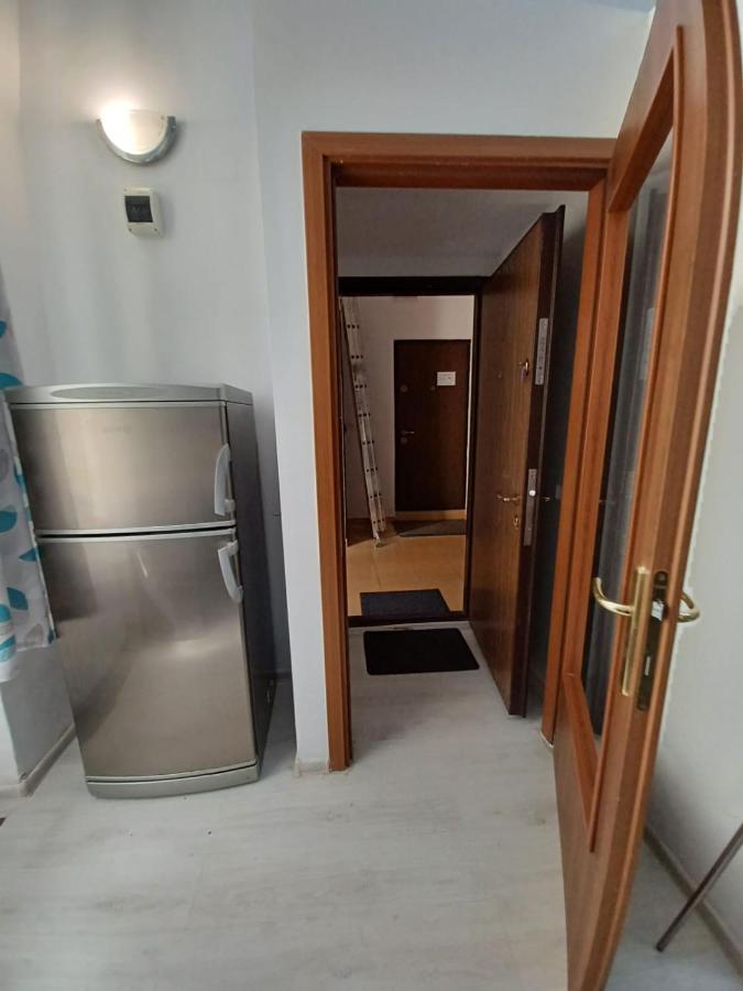 Studios Republicii Brasov Luaran gambar