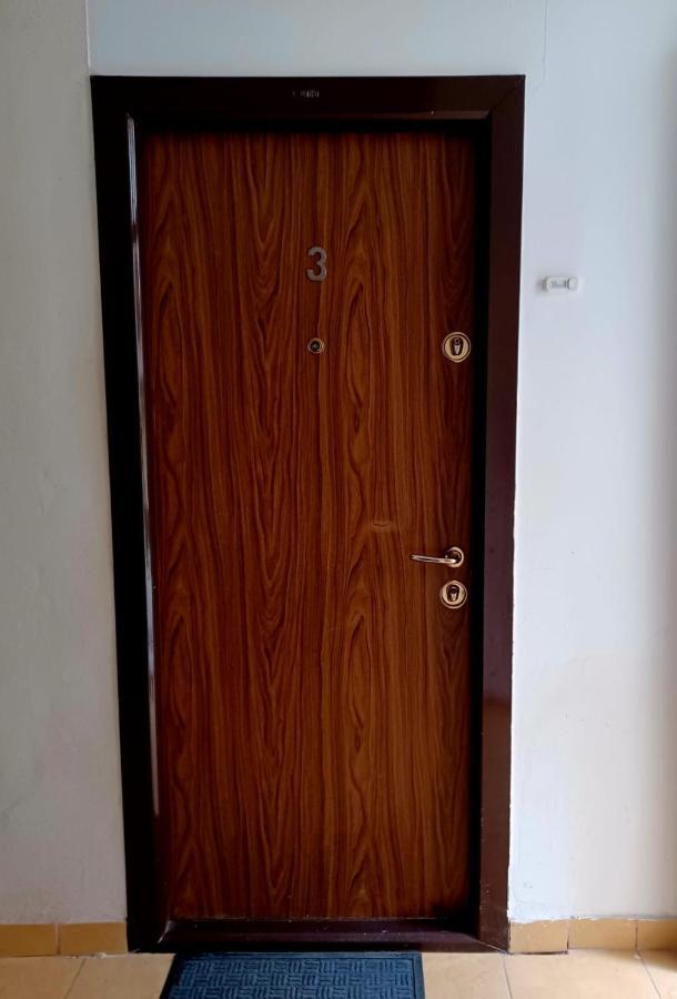 Studios Republicii Brasov Luaran gambar